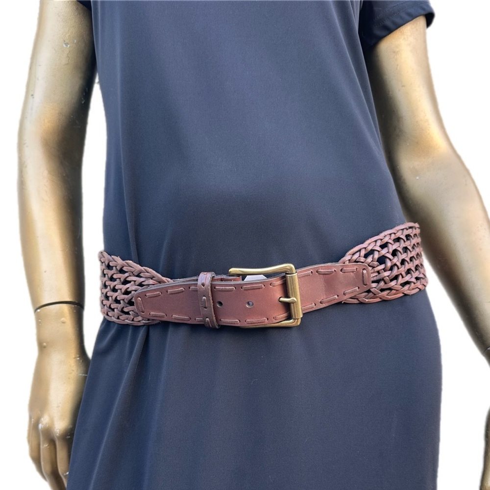 Genuine Leather Woven Brown Belt Size M-Brass tone buckle
